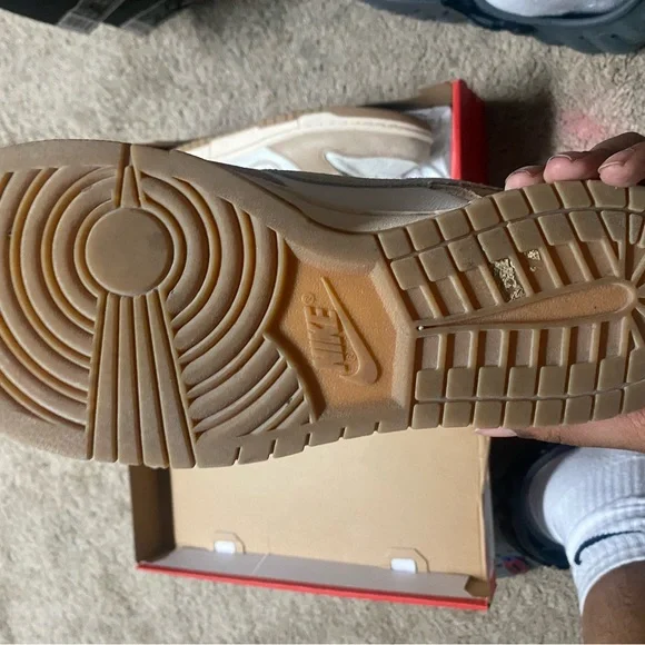 Nike Men's Tan and White Sneakers - Picture 5 of 5